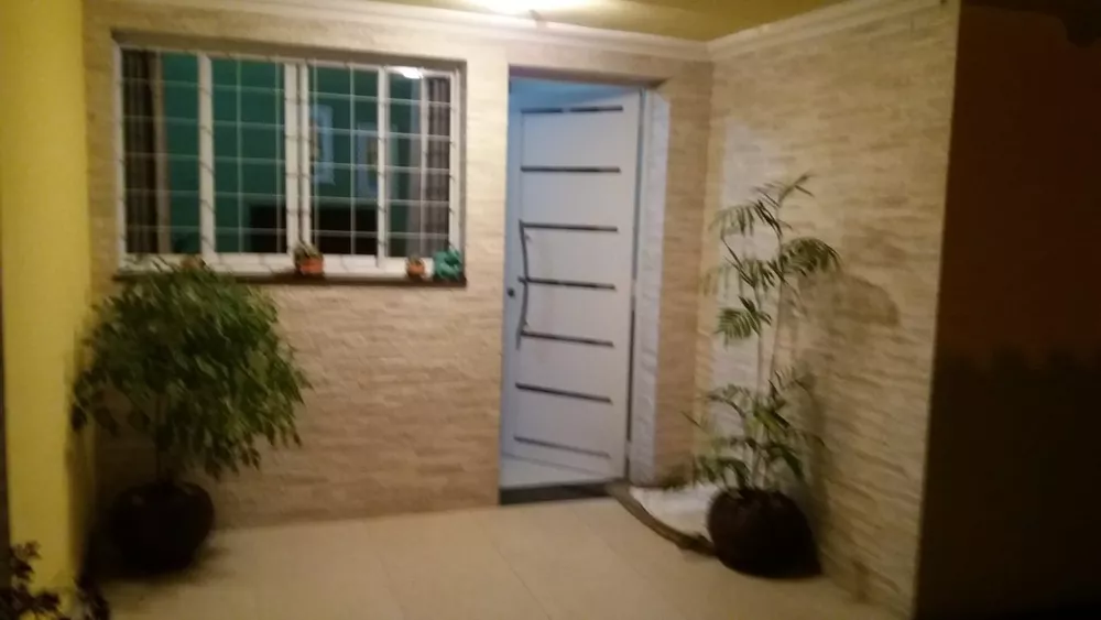 Casa à venda com 3 quartos, 360m² - Foto 1