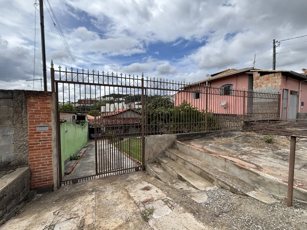 Casa, 4 quartos, 213 m² - Foto 3