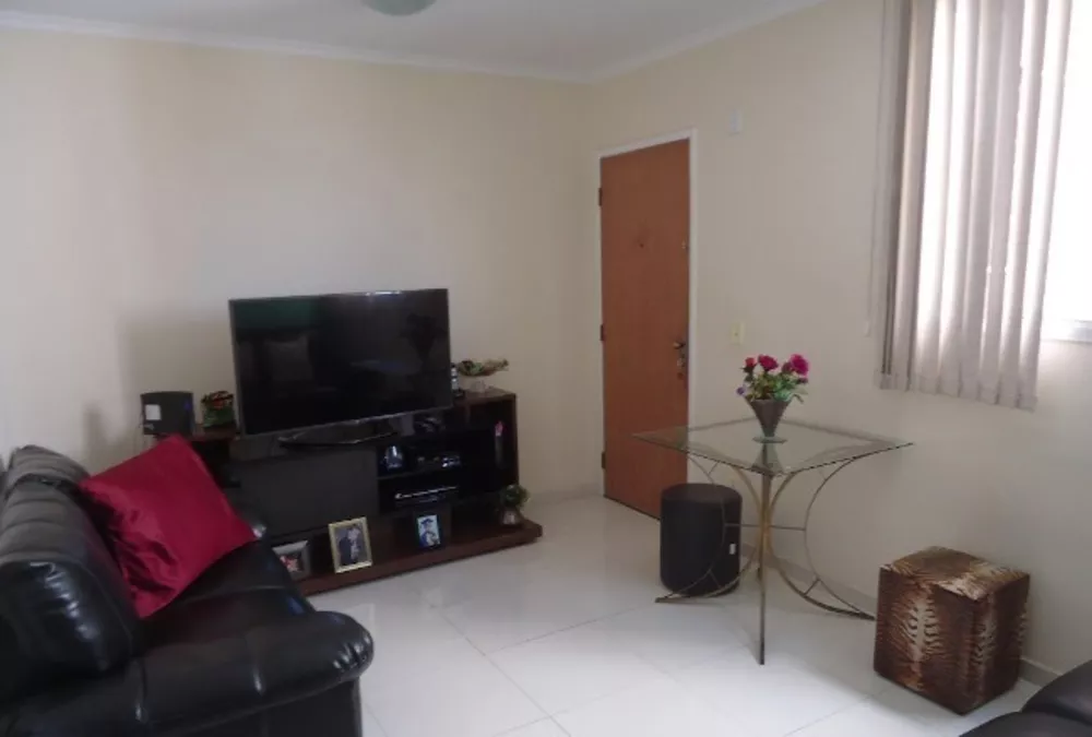 Apartamento à venda com 3 quartos, 70m² - Foto 3