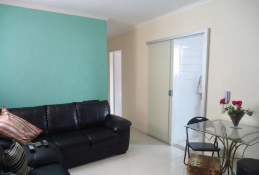 Apartamento à venda com 3 quartos, 70m² - Foto 2