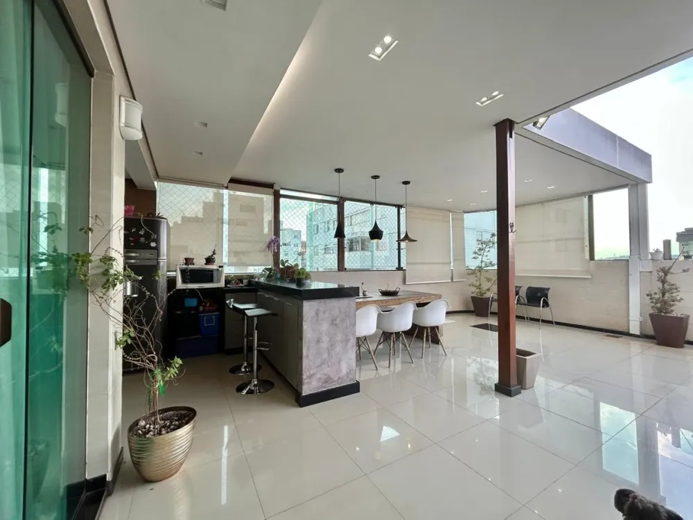 Cobertura, 4 quartos, 225 m² - Foto 1