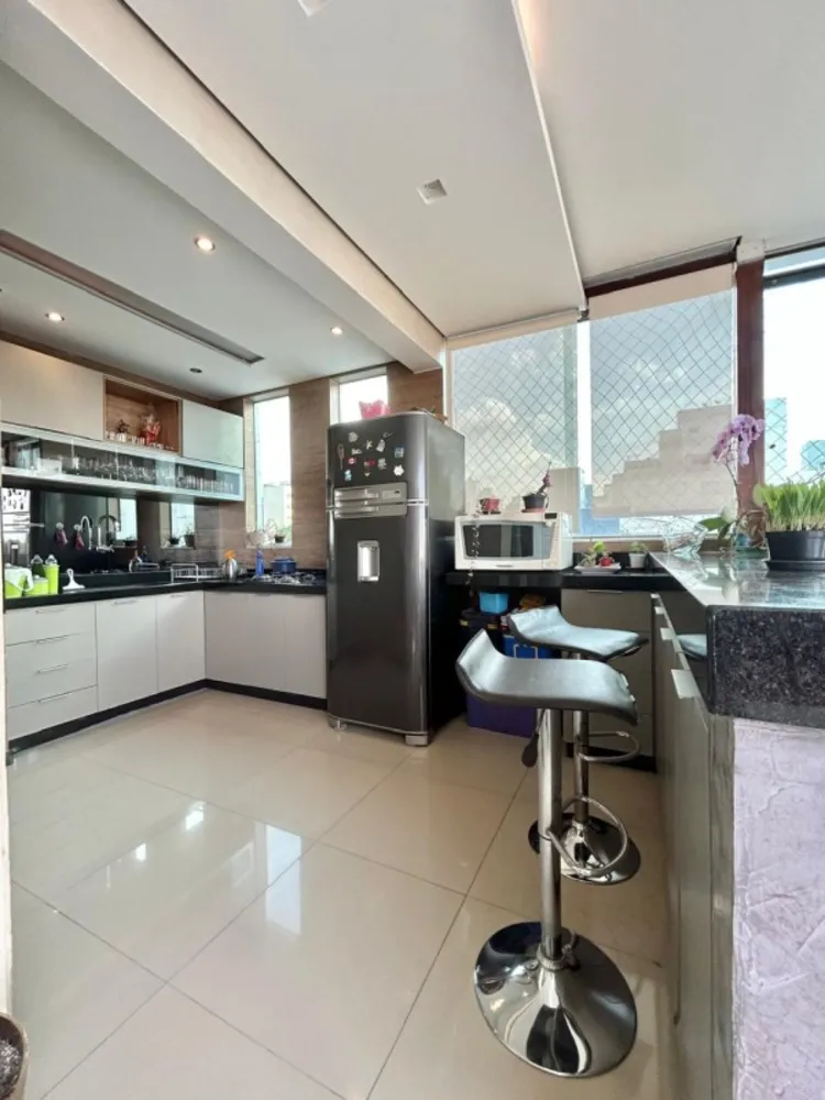 Cobertura, 4 quartos, 225 m² - Foto 8