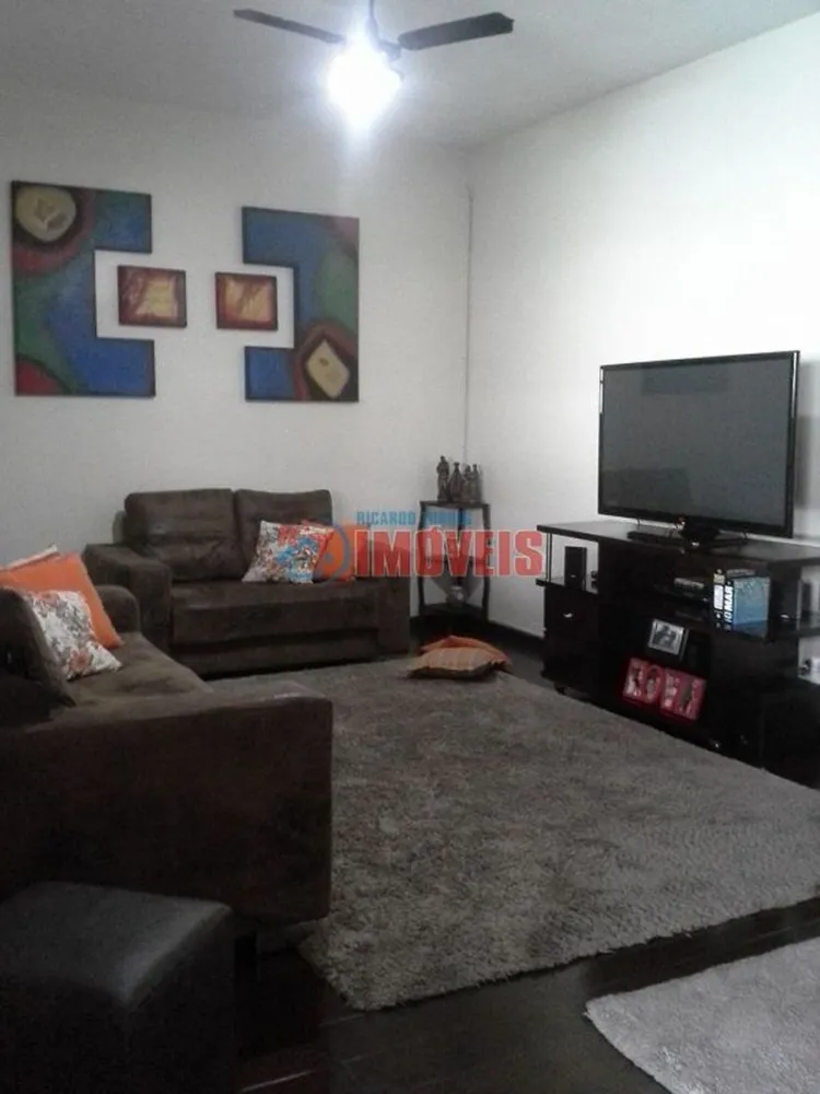 Casa, 3 quartos, 392 m² - Foto 2