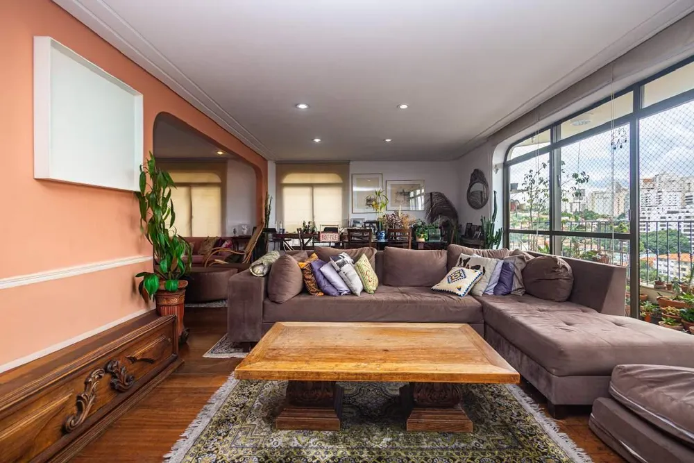 Apartamento, 3 quartos, 182 m² - Foto 1