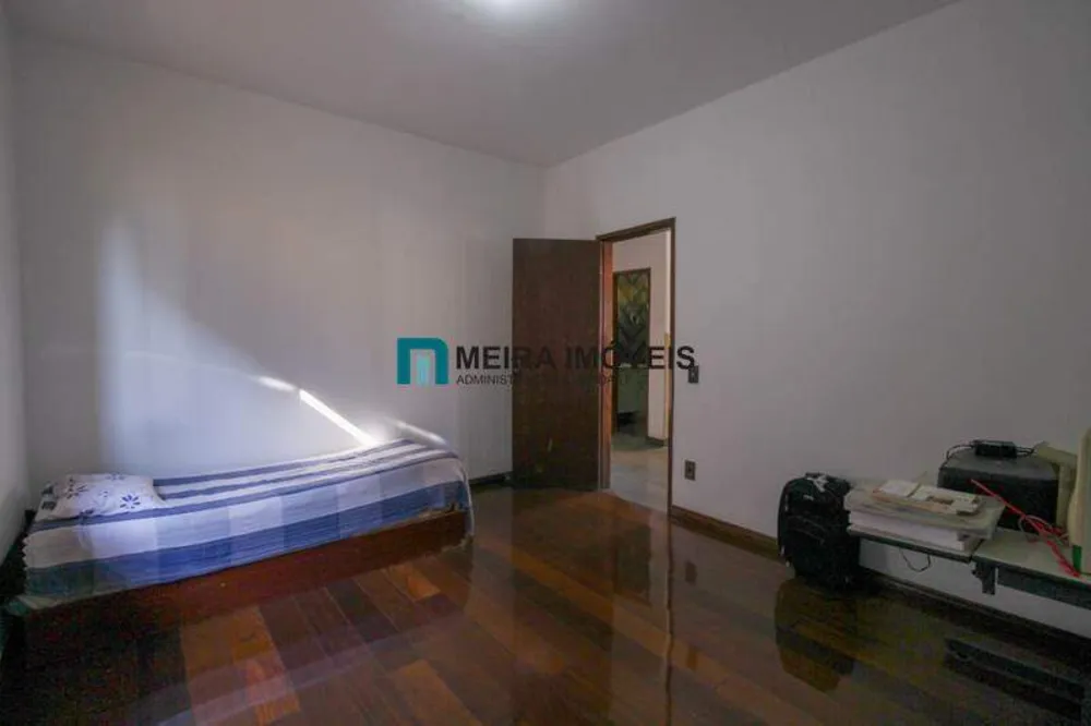 Casa, 4 quartos, 308 m² - Foto 4