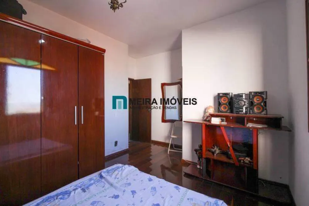 Casa, 4 quartos, 308 m² - Foto 3