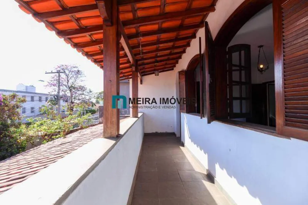 Casa, 4 quartos, 308 m² - Foto 2