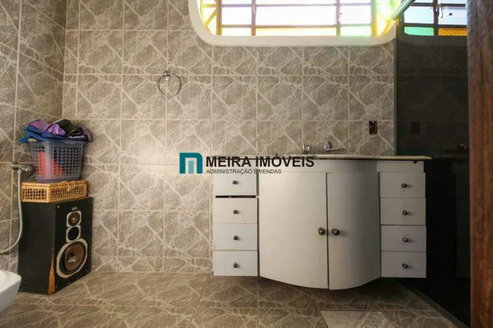 Casa, 4 quartos, 308 m² - Foto 3