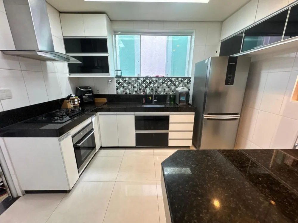 Casa, 4 quartos, 211 m² - Foto 6