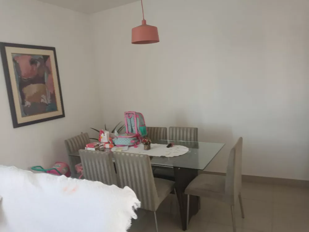 Apartamento à venda com 3 quartos, 83m² - Foto 2