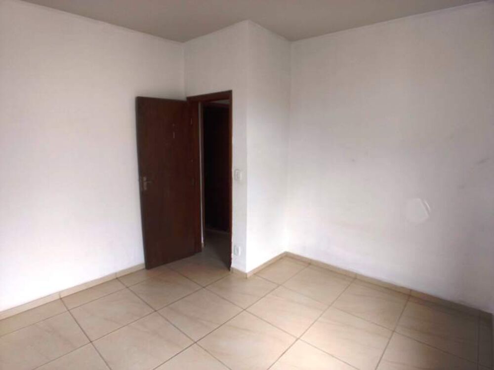 Casa à venda com 2 quartos, 80m² - Foto 5