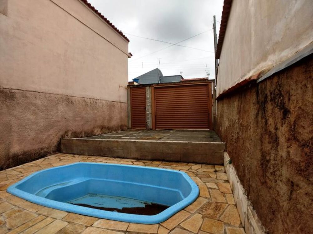 Casa à venda com 2 quartos, 80m² - Foto 11