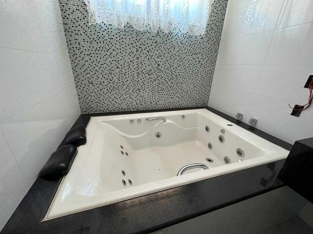 Casa, 4 quartos, 179 m² - Foto 9