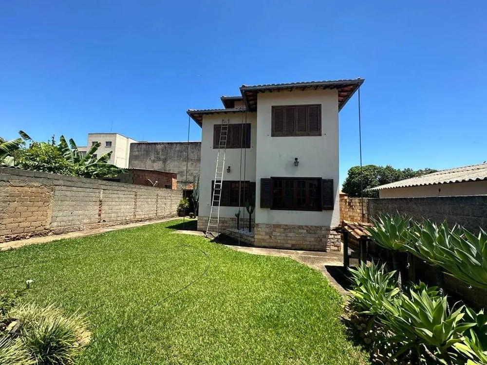 Casa, 4 quartos, 179 m² - Foto 4