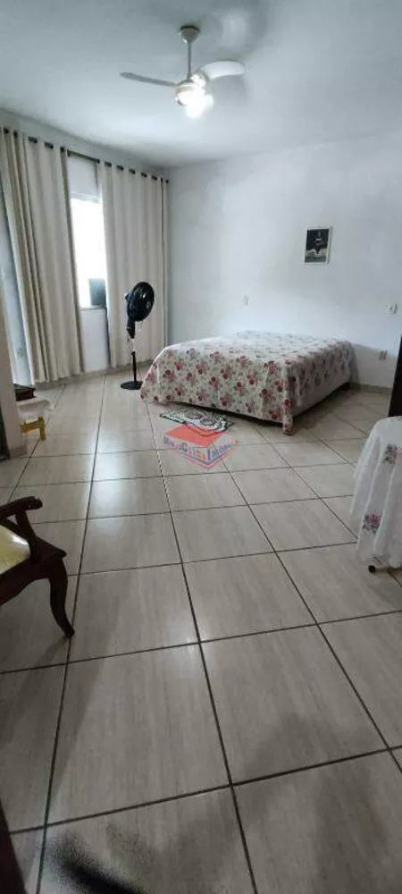 Casa à venda com 3 quartos, 184m² - Foto 10