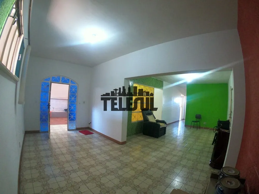 Casa, 3 quartos, 338 m² - Foto 2