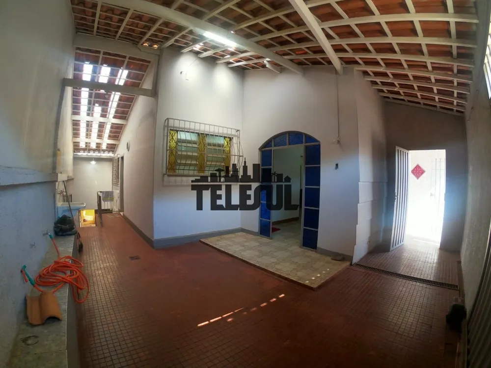 Casa, 3 quartos, 338 m² - Foto 1