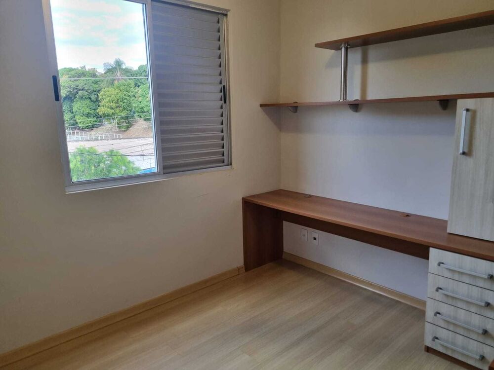Apartamento à venda com 3 quartos, 86m² - Foto 4