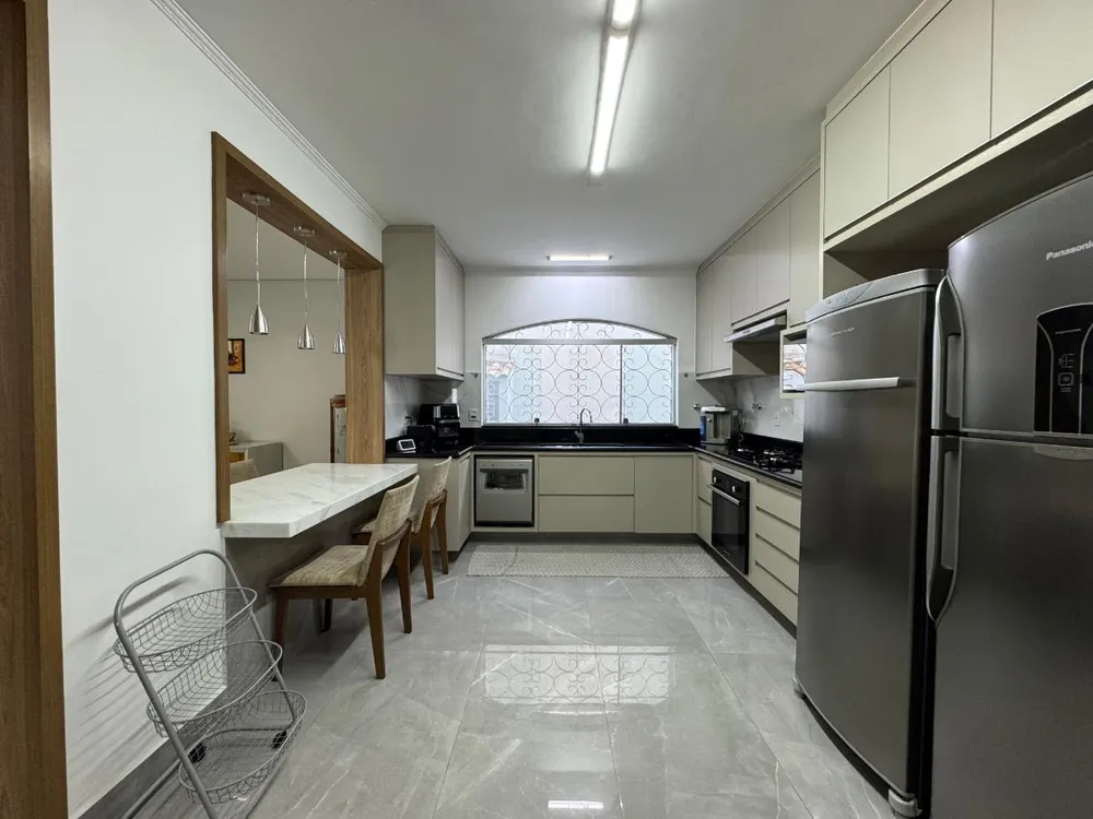 Casa, 4 quartos, 400 m² - Foto 3
