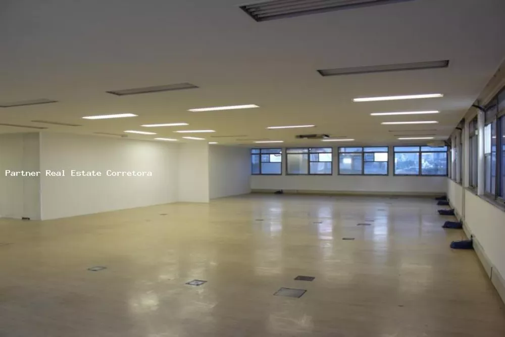 Conjunto Comercial-Sala à venda com 1 quarto, 517m² - Foto 2