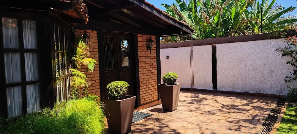 Casa, 5 quartos, 472 m² - Foto 1