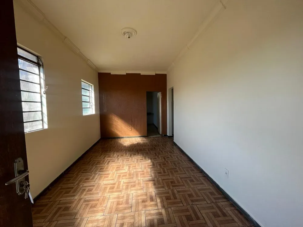 Casa, 2 quartos, 150 m² - Foto 2