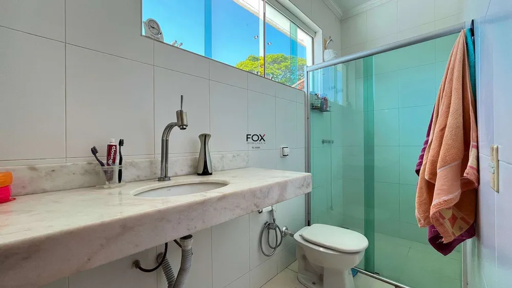 Casa, 3 quartos, 244 m² - Foto 8