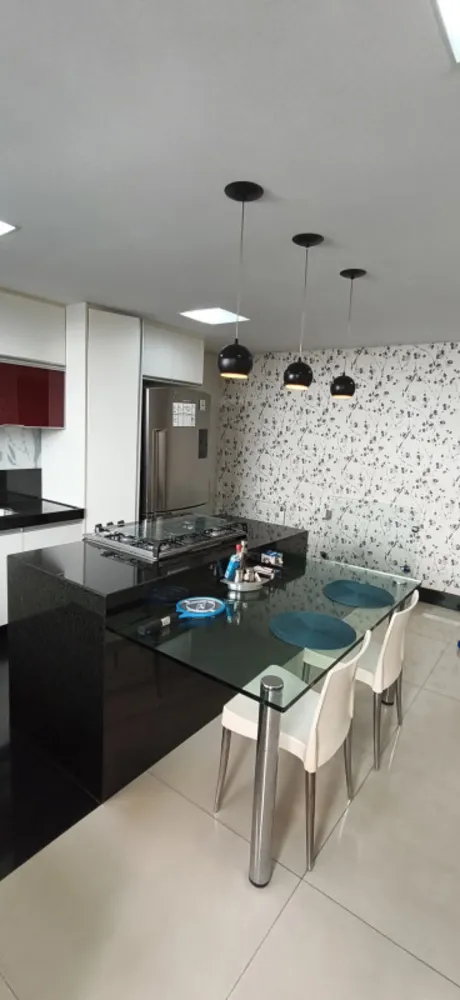 Casa, 4 quartos, 450 m² - Foto 11