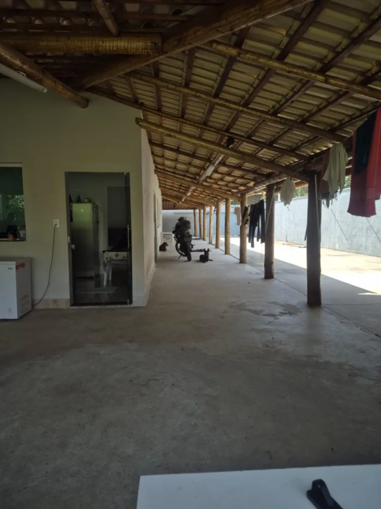 Chácara, 3 quartos, 1135 m² - Foto 2