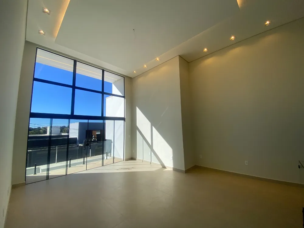 Casa, 4 quartos, 298 m² - Foto 2