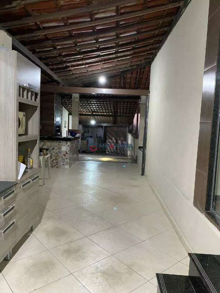 Casa à venda com 7 quartos, 300m² - Foto 6