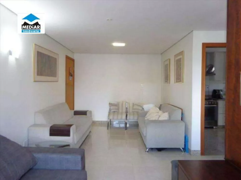 Apartamento à venda com 2 quartos, 85m² - Foto 2