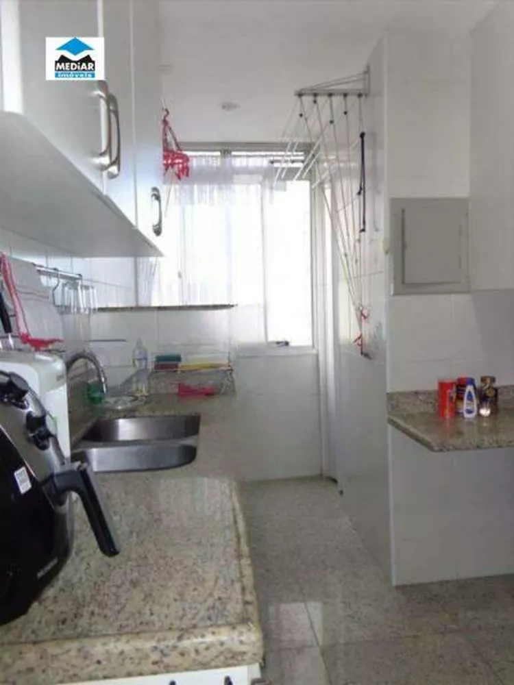 Apartamento à venda com 2 quartos, 85m² - Foto 9