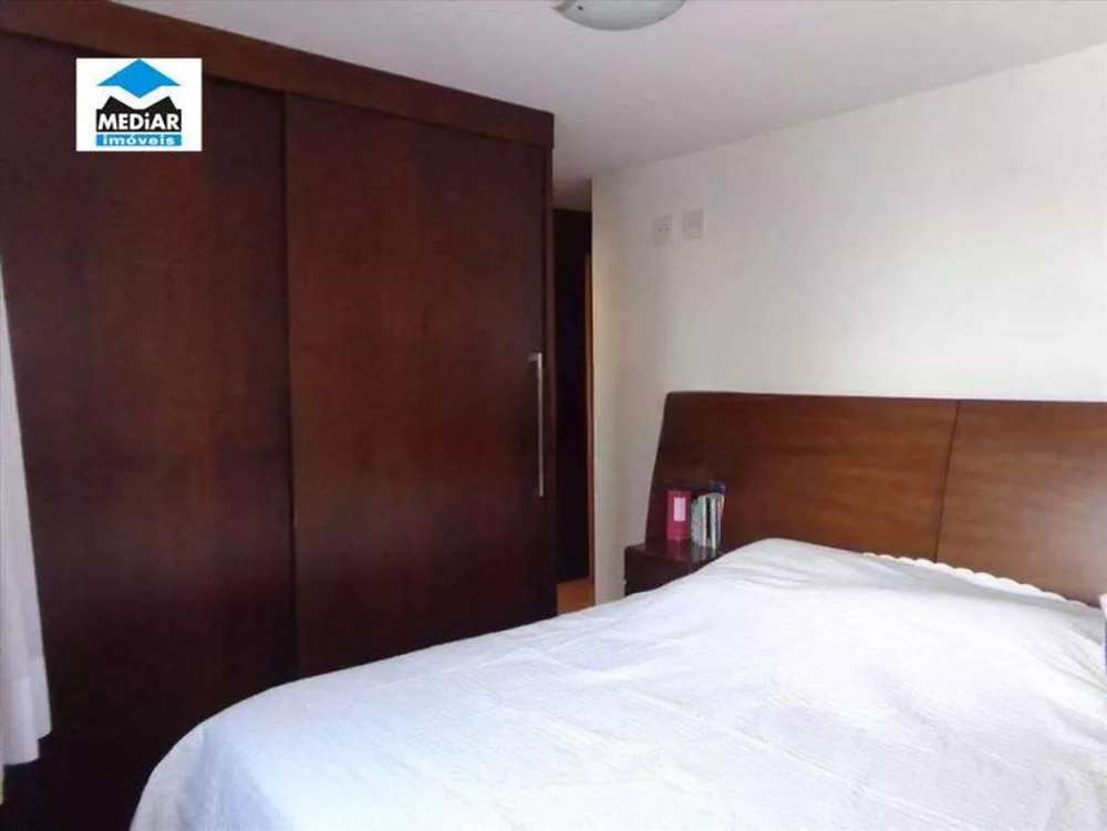 Apartamento à venda com 2 quartos, 85m² - Foto 4