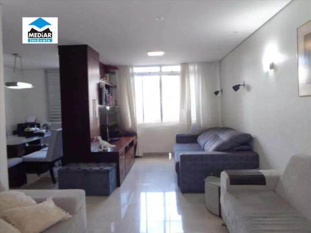 Apartamento à venda com 2 quartos, 85m² - Foto 1