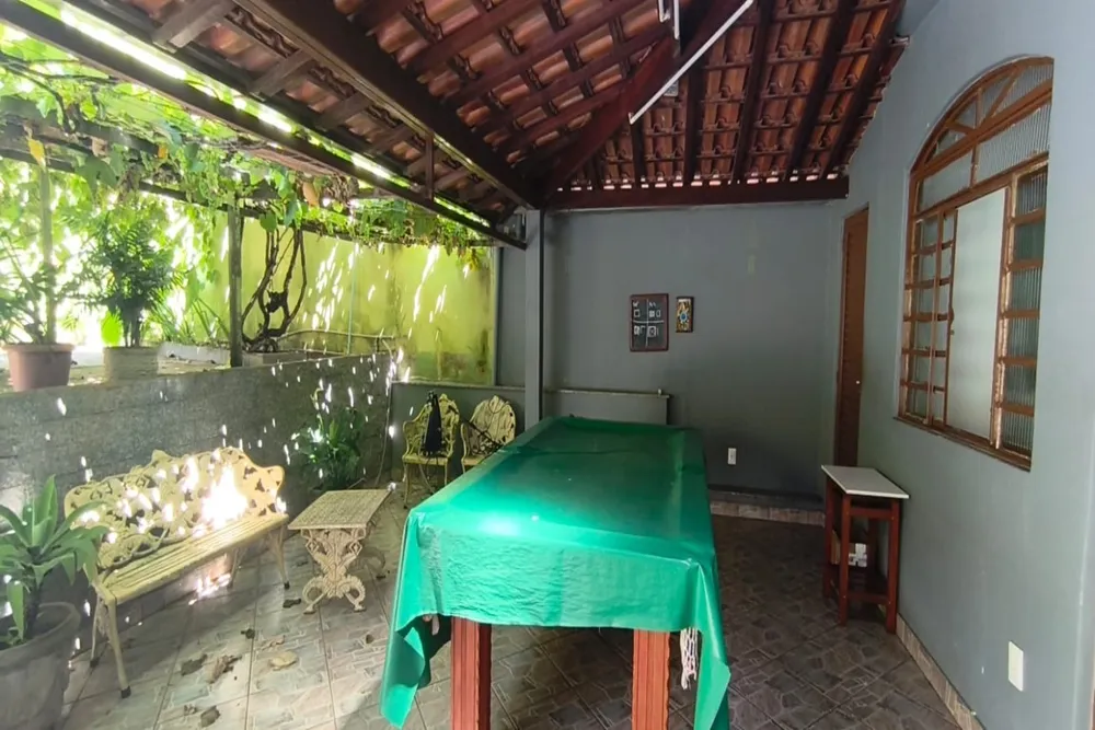 Casa, 4 quartos, 210 m² - Foto 2