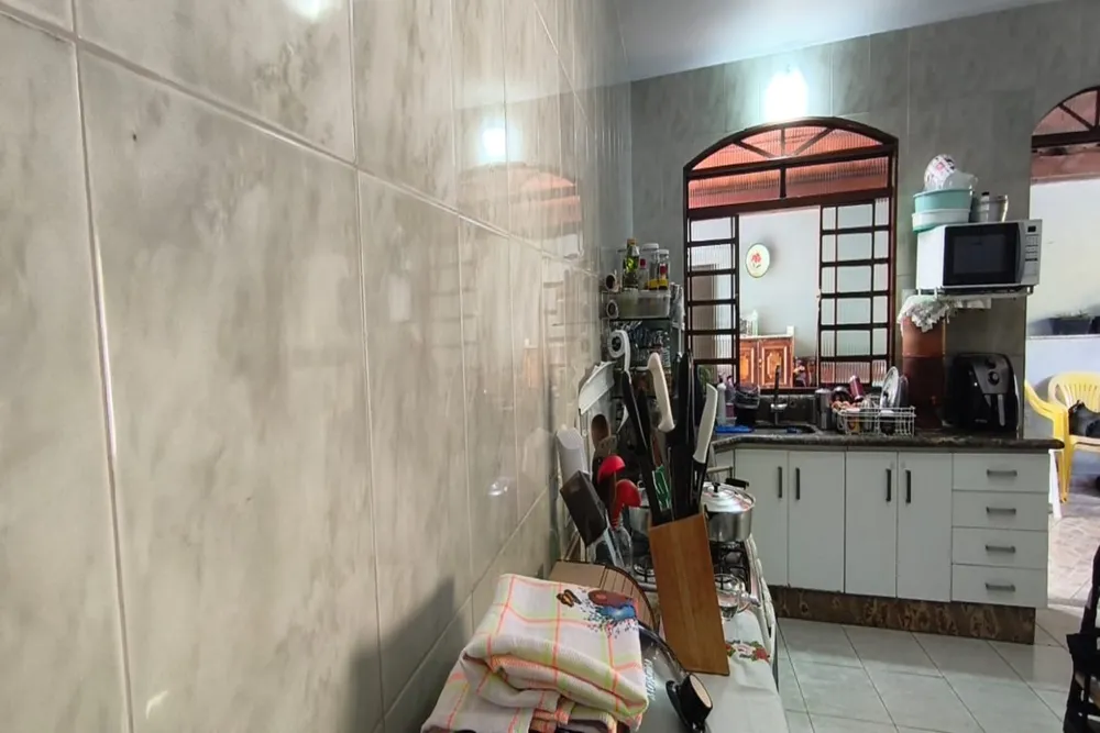 Casa, 4 quartos, 210 m² - Foto 4