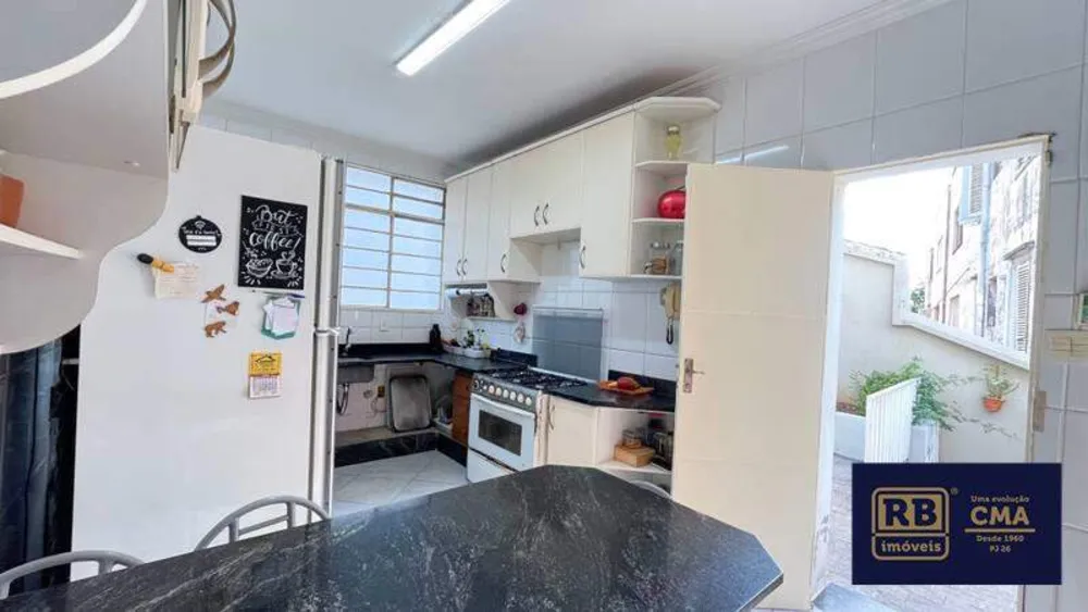 Casa, 7 quartos, 314 m² - Foto 1