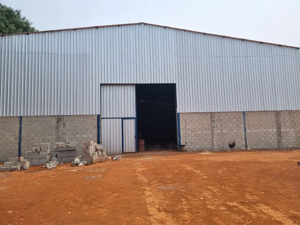 Depósito-Galpão, 12000000 m² - Foto 1