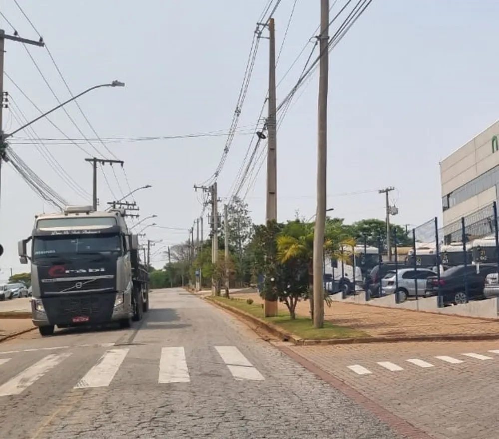 Depósito-Galpão, 12000000 m² - Foto 11
