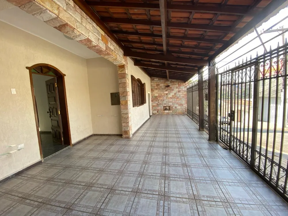 Casa, 3 quartos, 193 m² - Foto 1