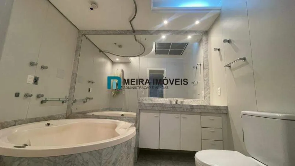 Cobertura, 3 quartos, 213 m² - Foto 13