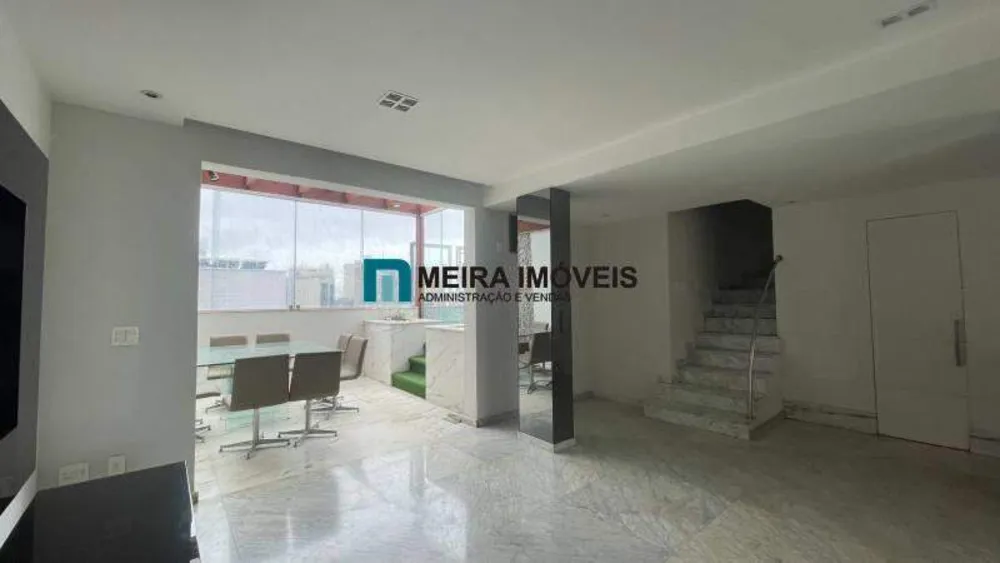 Cobertura, 3 quartos, 213 m² - Foto 1