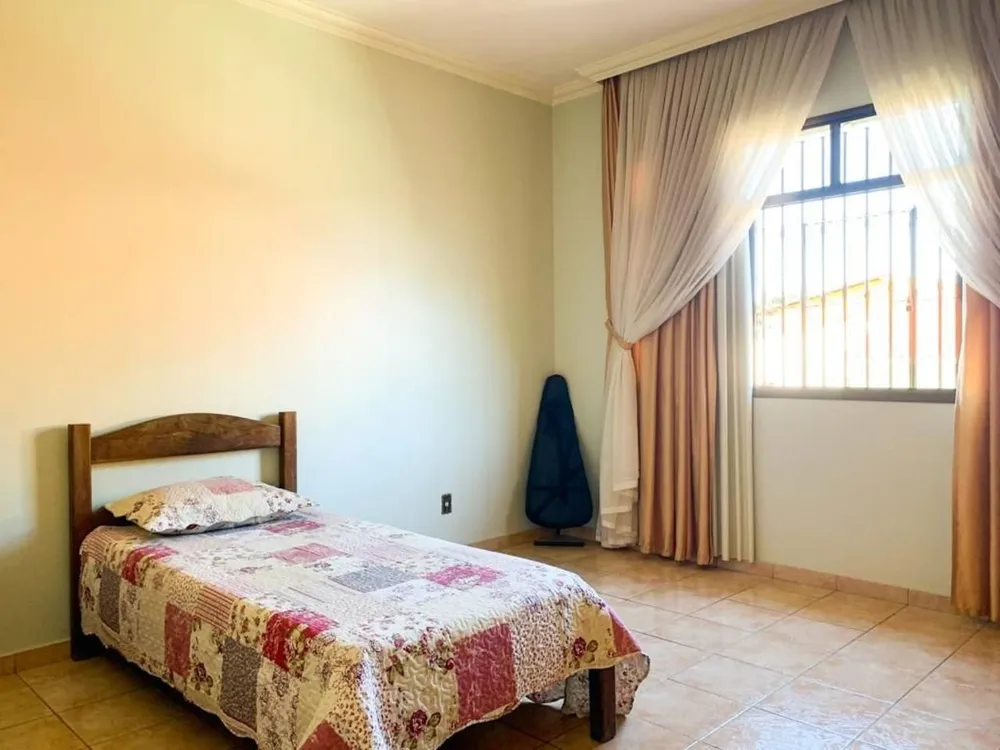 Casa, 4 quartos, 357 m² - Foto 7