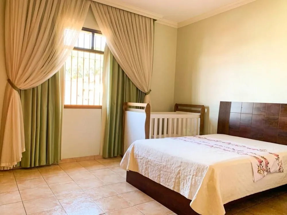 Casa, 4 quartos, 357 m² - Foto 9