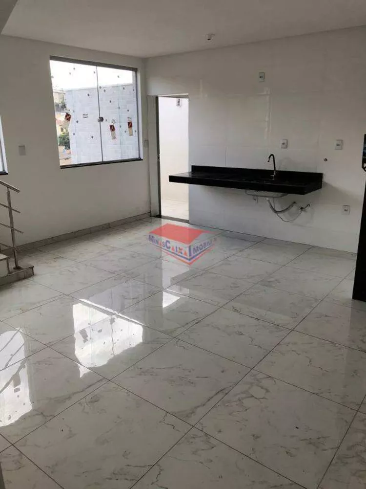 Cobertura à venda com 4 quartos, 220m² - Foto 2