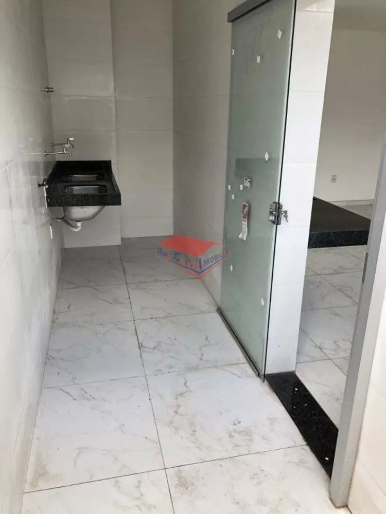 Cobertura à venda com 4 quartos, 220m² - Foto 5