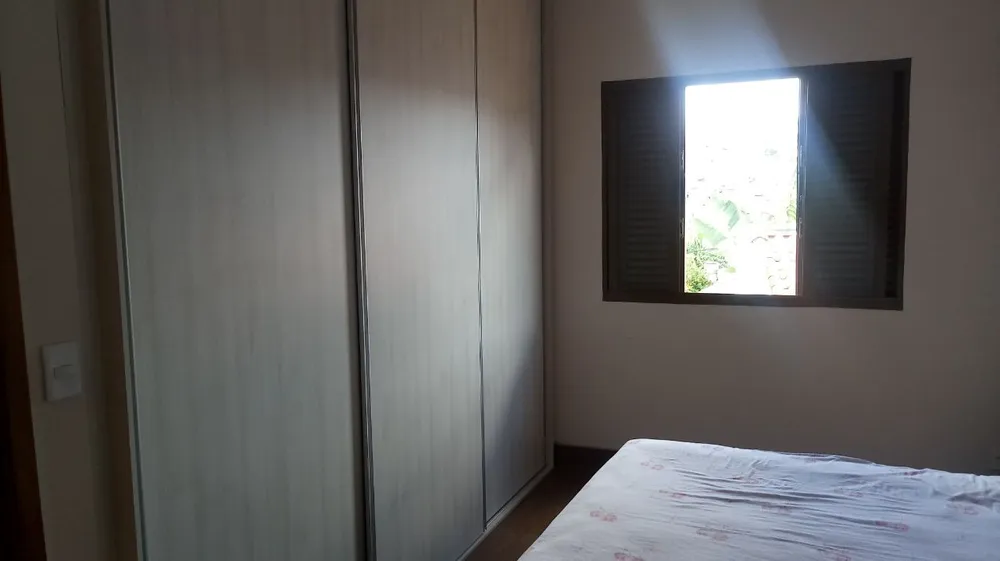 Casa, 5 quartos, 240 m² - Foto 3