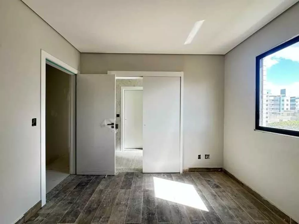 Apartamento à venda com 4 quartos, 147m² - Foto 16