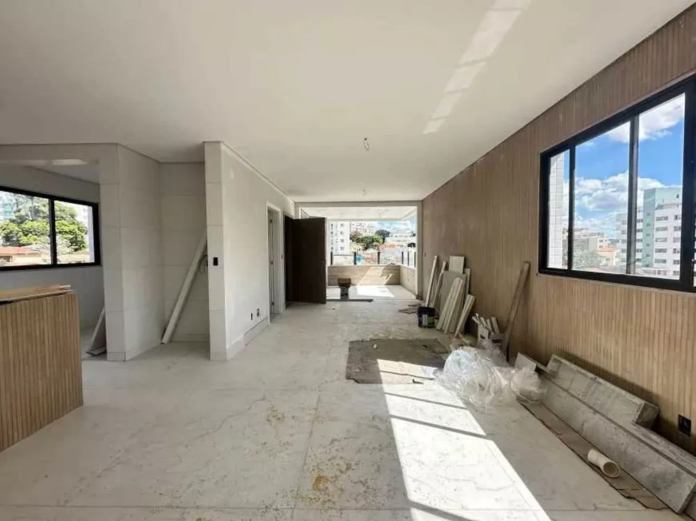 Apartamento à venda com 4 quartos, 147m² - Foto 4